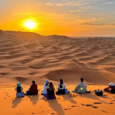 梅尔祖卡 Sunset Desert Camp酒店 外观 照片